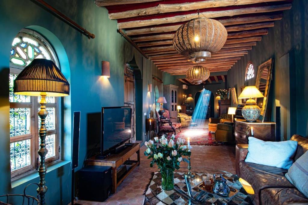 Aux Portes De Marrakech Villa Arts & Deco Avec Piscine Marrakesh Ngoại thất bức ảnh